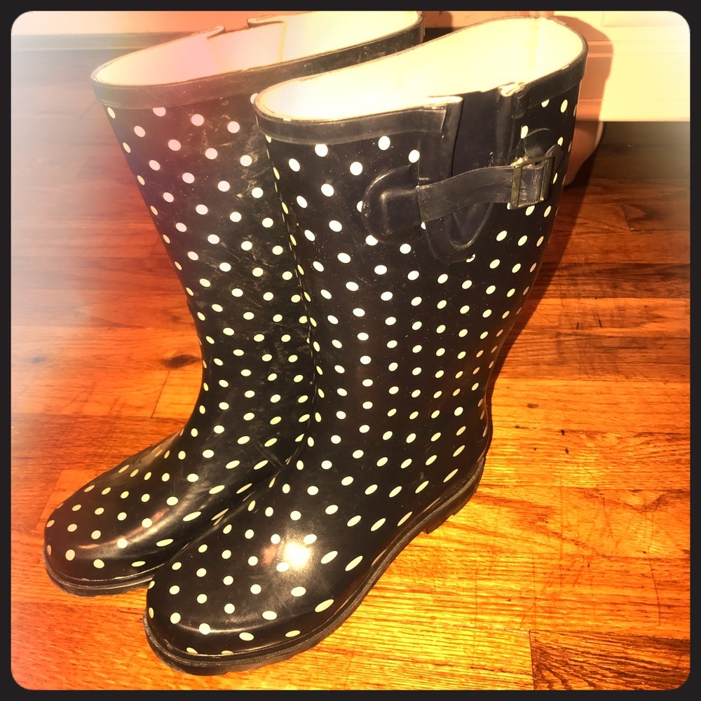 Polka dot rain boots